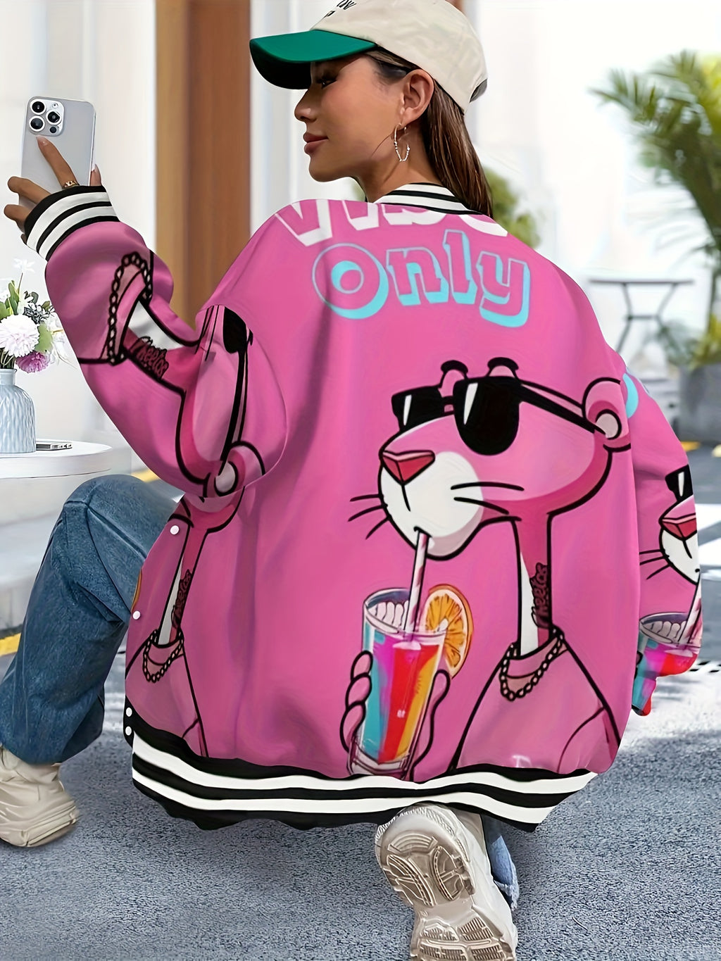 Women'S & Men'S Oversized Pink Panther Print Baseball Jacket - Bold Cartoon Graphic College Style Coat with Pockets, Warm Fall Winter Casual Outerwear for Halloween Parties & Daily Wear, Unisex Outerwear for Themed Ev