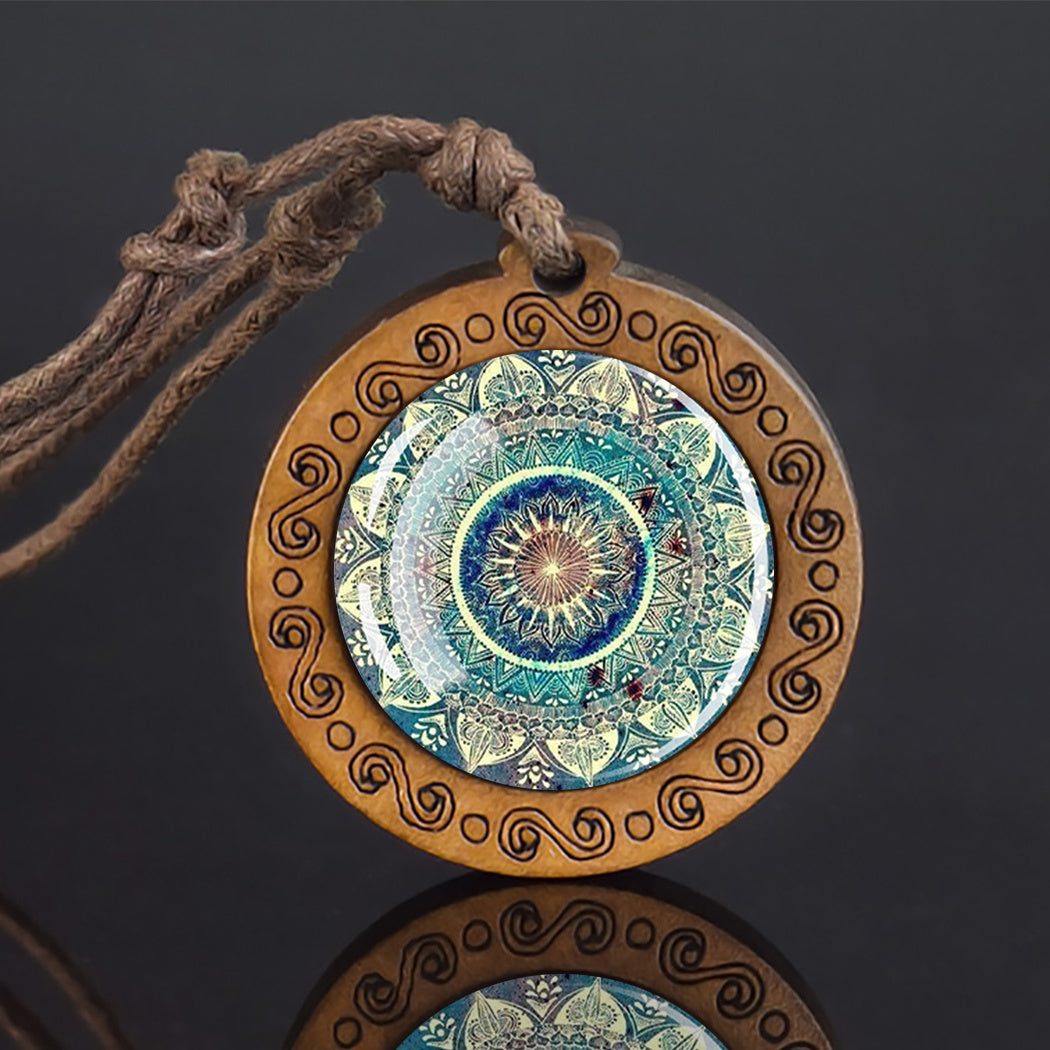 1pc Mandala Sacred Geometry Glass & Wood Pendant Necklace - Adjustable Rope Chain, Natural Wood & Glass Meditation Jewelry for Men, Gift, Spiritual Enlightenment Symbolism, Buddhist Jewelry, Artistic Design, Unique Craftsmans