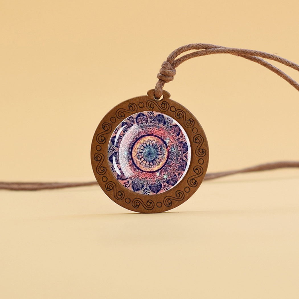1pc Mandala Sacred Geometry Glass & Wood Pendant Necklace - Adjustable Rope Chain, Natural Wood & Glass Meditation Jewelry for Men, Gift, Spiritual Enlightenment Symbolism, Buddhist Jewelry, Artistic Design, Unique Craftsmans