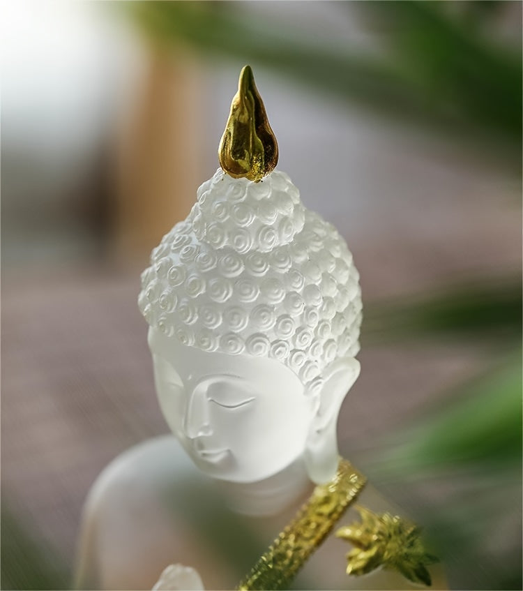 Elegant 7-Inch Resin Buddha Statue - Meditative Seated Pose with Golden Leaf Accents, Zen Style Home & Office Decor, Versatile Indoor/Outdoor Use, No Power Needed