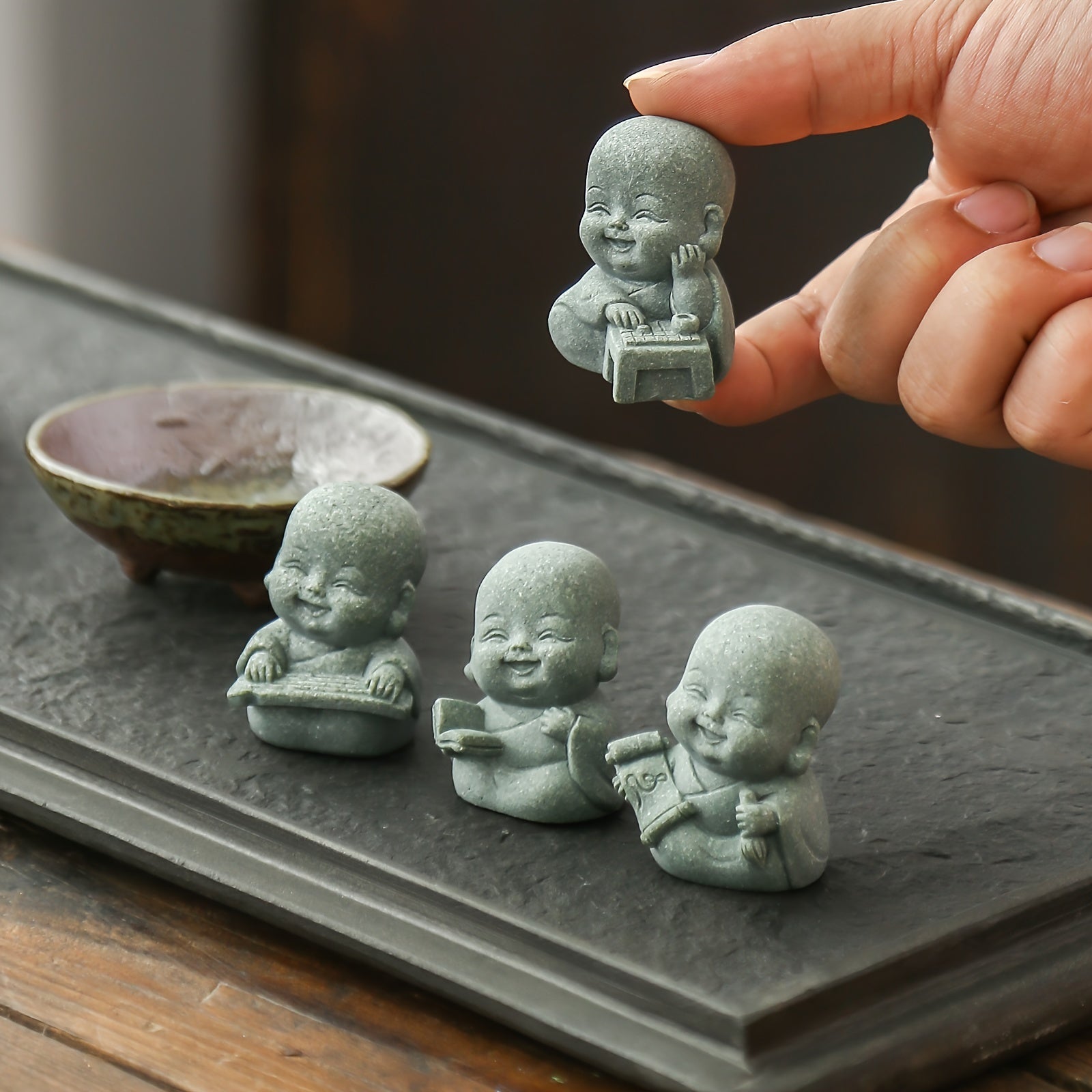 4pcs, Cute Smiling Little Buddha Statue, Monk, for Living Room/Yoga Room/Tea Table/Outdoor Garden/Moss Flower Pot/Fish Tank Decoration, Beautiful and Peaceful/Soothing Decoration, Creative Small Gift, Housewarming Gift