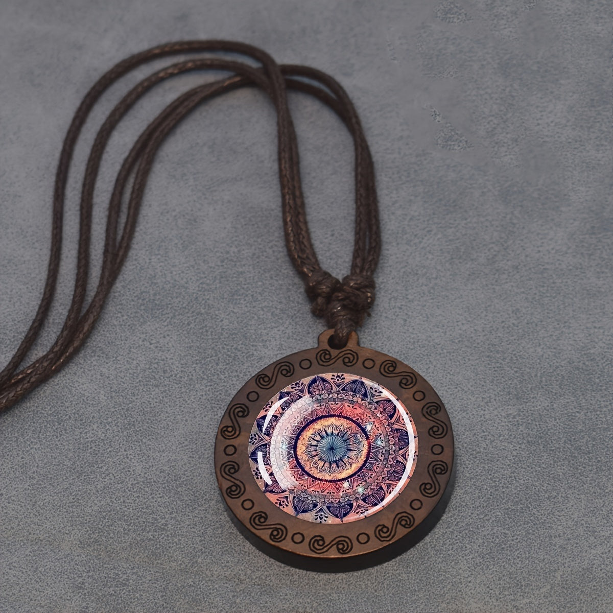 1pc Mandala Sacred Geometry Glass & Wood Pendant Necklace - Adjustable Rope Chain, Natural Wood & Glass Meditation Jewelry for Men, Gift, Spiritual Enlightenment Symbolism, Buddhist Jewelry, Artistic Design, Unique Craftsmans