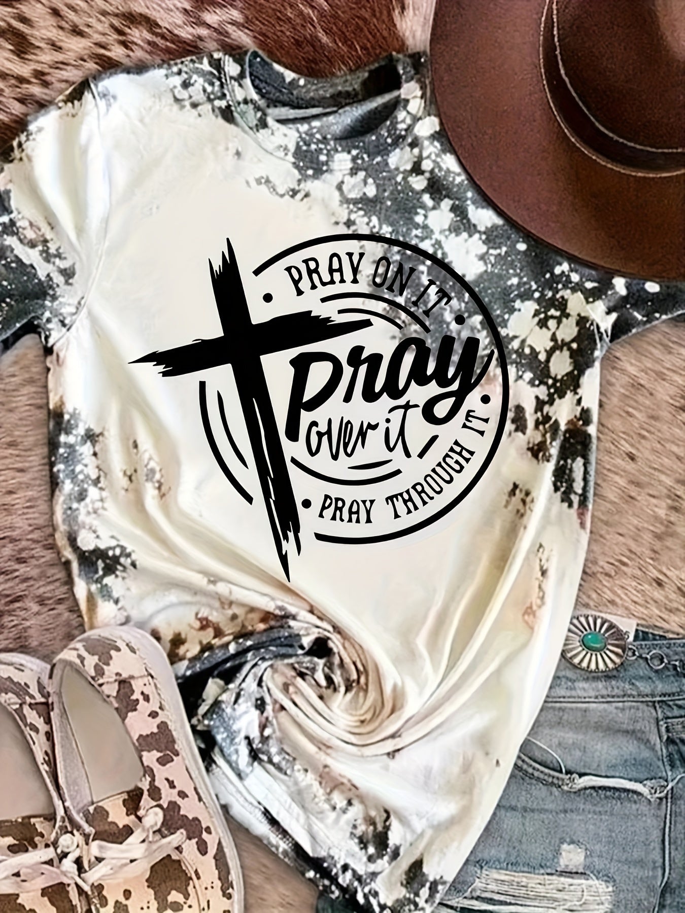 [Women's Spiritual Tee] Marbled Paint Splatter Women's Casual Short Sleeve T-Shirt | "Pray On It Pray Over It Pray Through It" & Cross Print, Round Neck, Machine Washable, All-Season Comfort, Spiritual Apparel, Trendy Graphic
