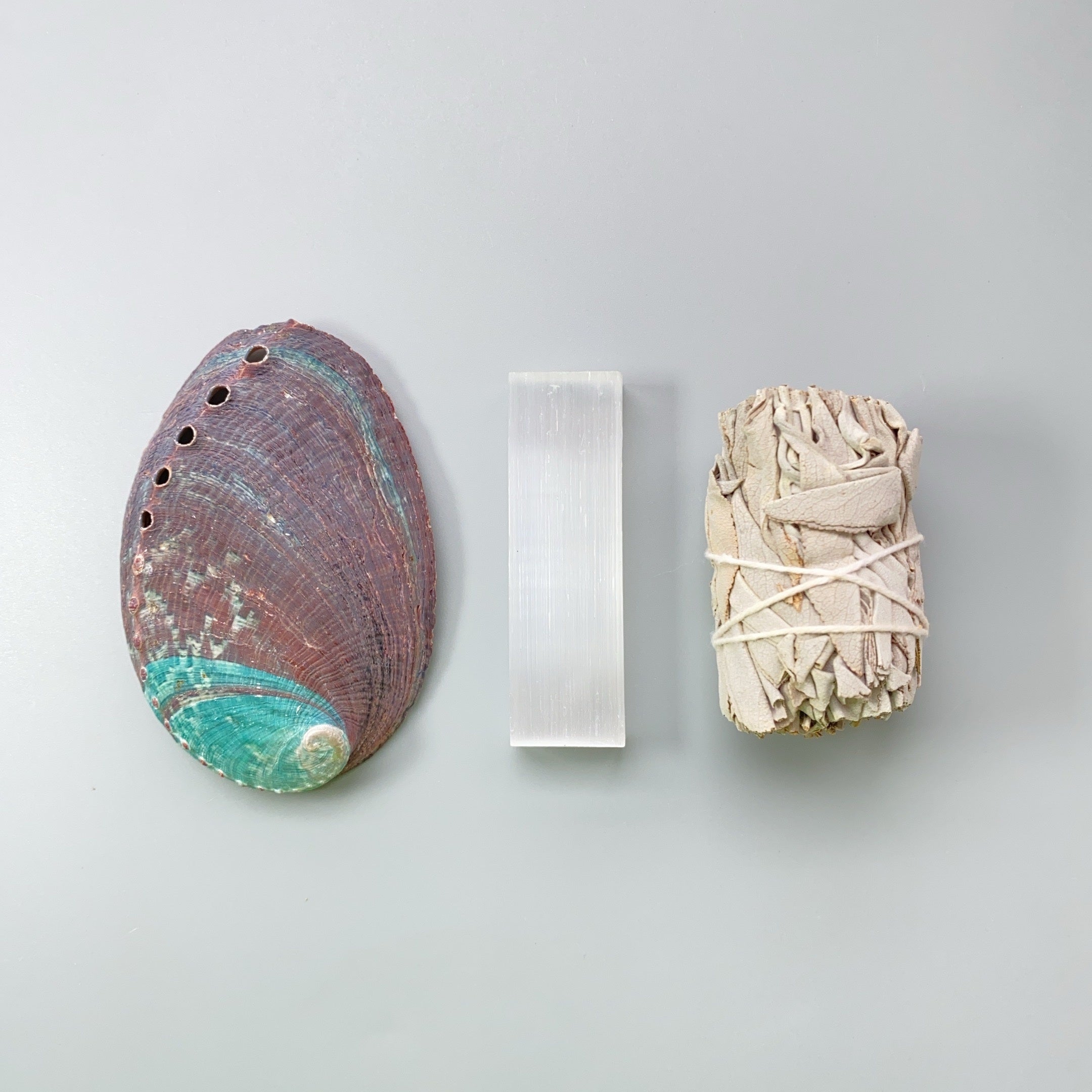 Selenite Crystal & White Sage Smudge Kit with Natural Abalone Shell - Boho Style Energy Cleansing Ritual Set for Home Purifying, Spiritual Healing - Perfect for Christmas, Halloween, Easter, Hanukkah, Thanksgiving - Complete