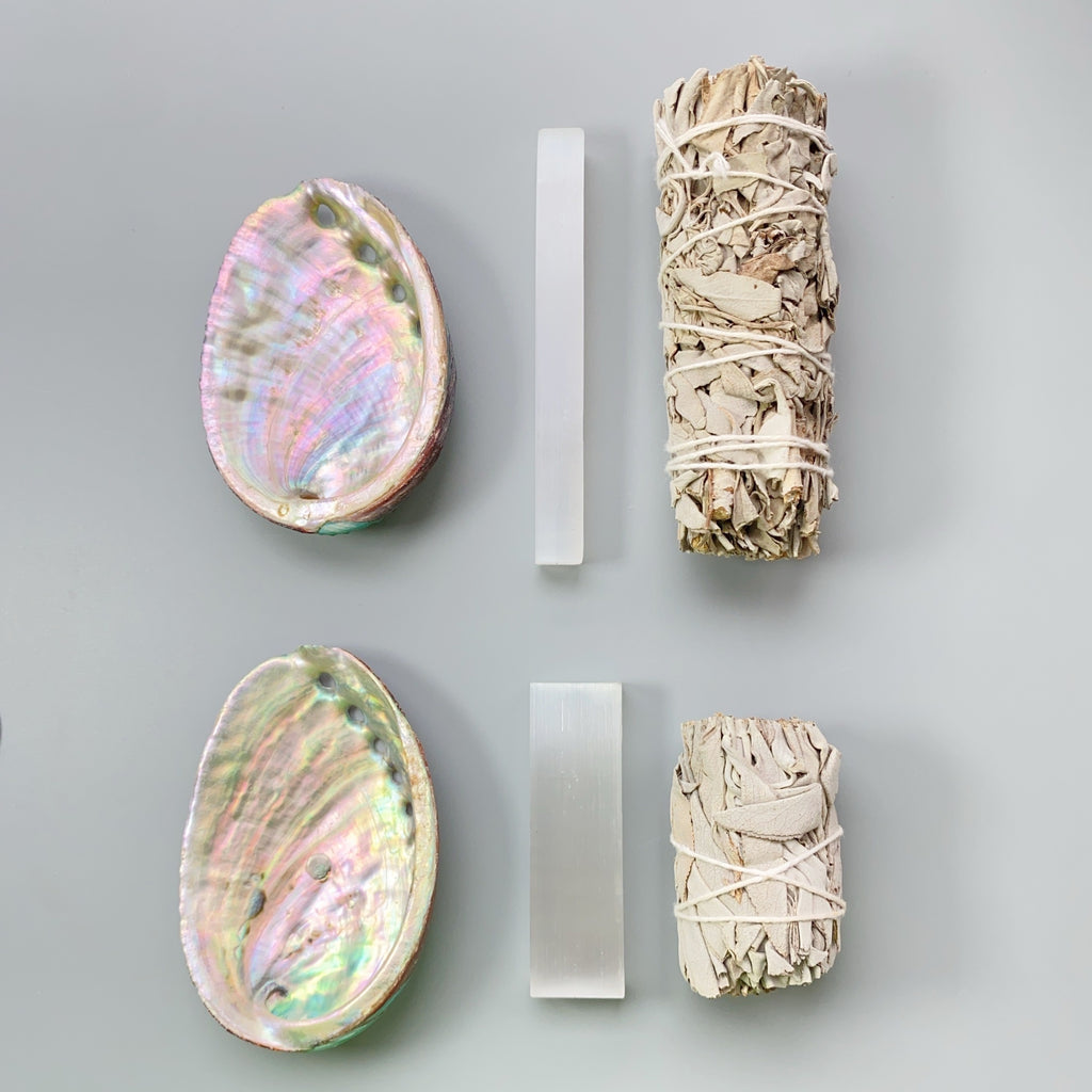 Selenite Crystal & White Sage Smudge Kit with Natural Abalone Shell - Boho Style Energy Cleansing Ritual Set for Home Purifying, Spiritual Healing - Perfect for Christmas, Halloween, Easter, Hanukkah, Thanksgiving - Complete
