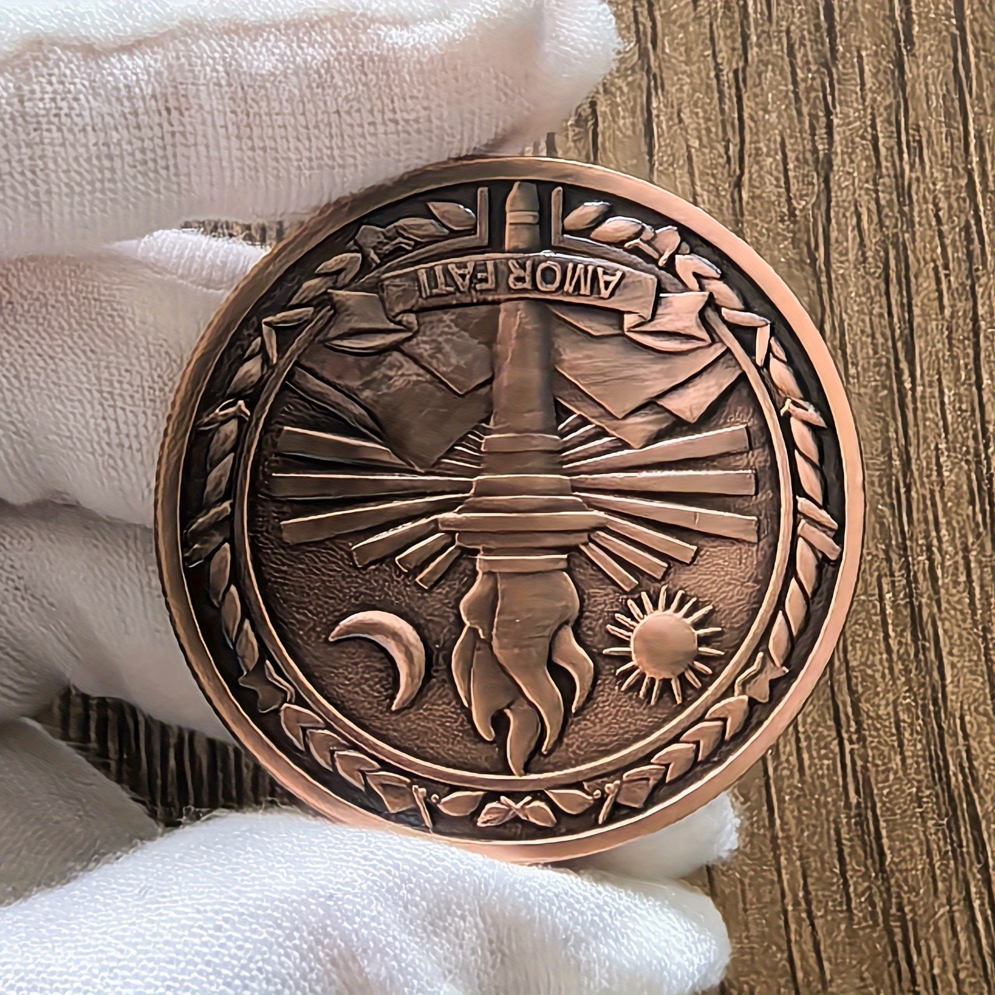 3pcs Amor Fati Resilience Emblem Challenge Coin - Stoic Philosophy-Inspired Metal Token - Motivational Daily Reminder For Stoicism Practitioners And Enthusiasts