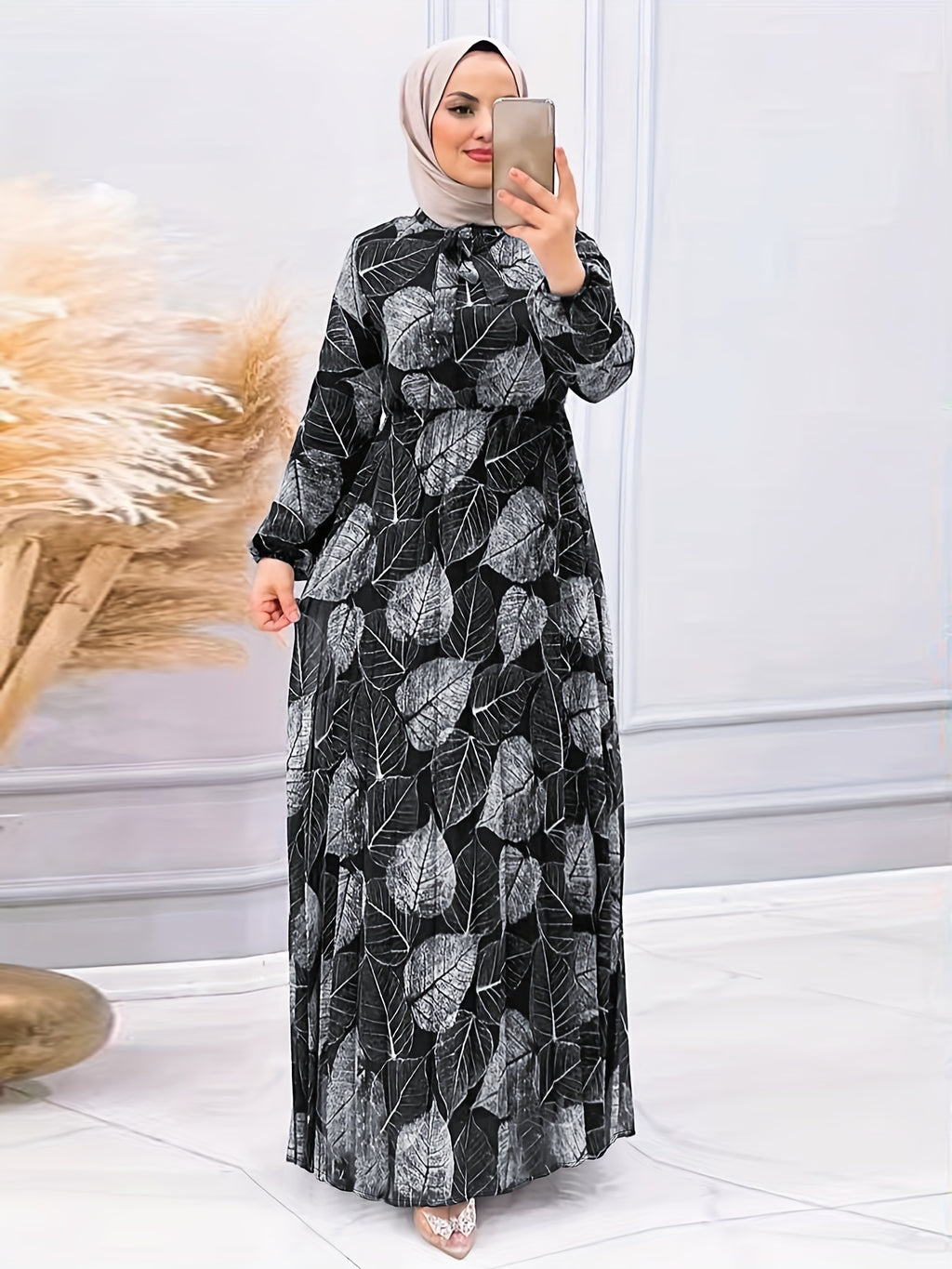 Women's Middle Eastern Muslim Print Pleated Waist Dress (Headscarf Not Included)