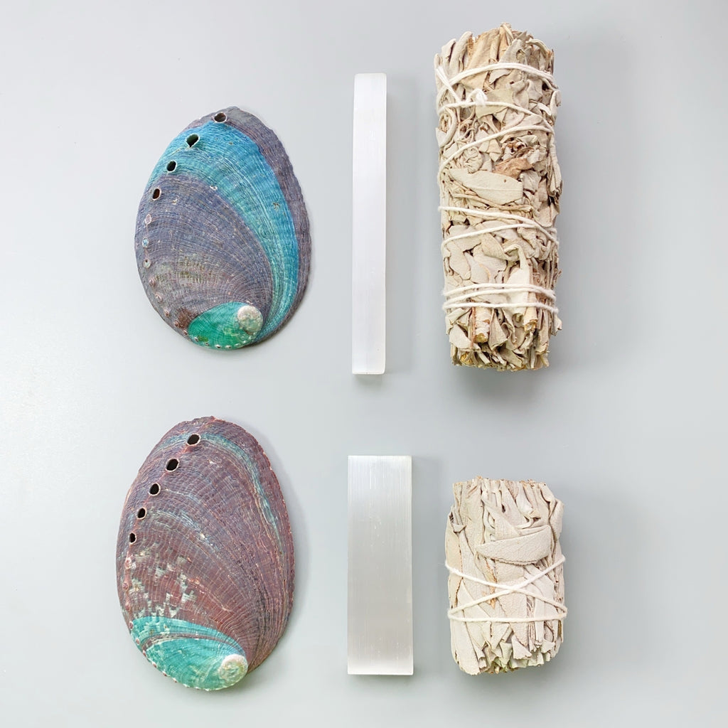 Selenite Crystal & White Sage Smudge Kit with Natural Abalone Shell - Boho Style Energy Cleansing Ritual Set for Home Purifying, Spiritual Healing - Perfect for Christmas, Halloween, Easter, Hanukkah, Thanksgiving - Complete