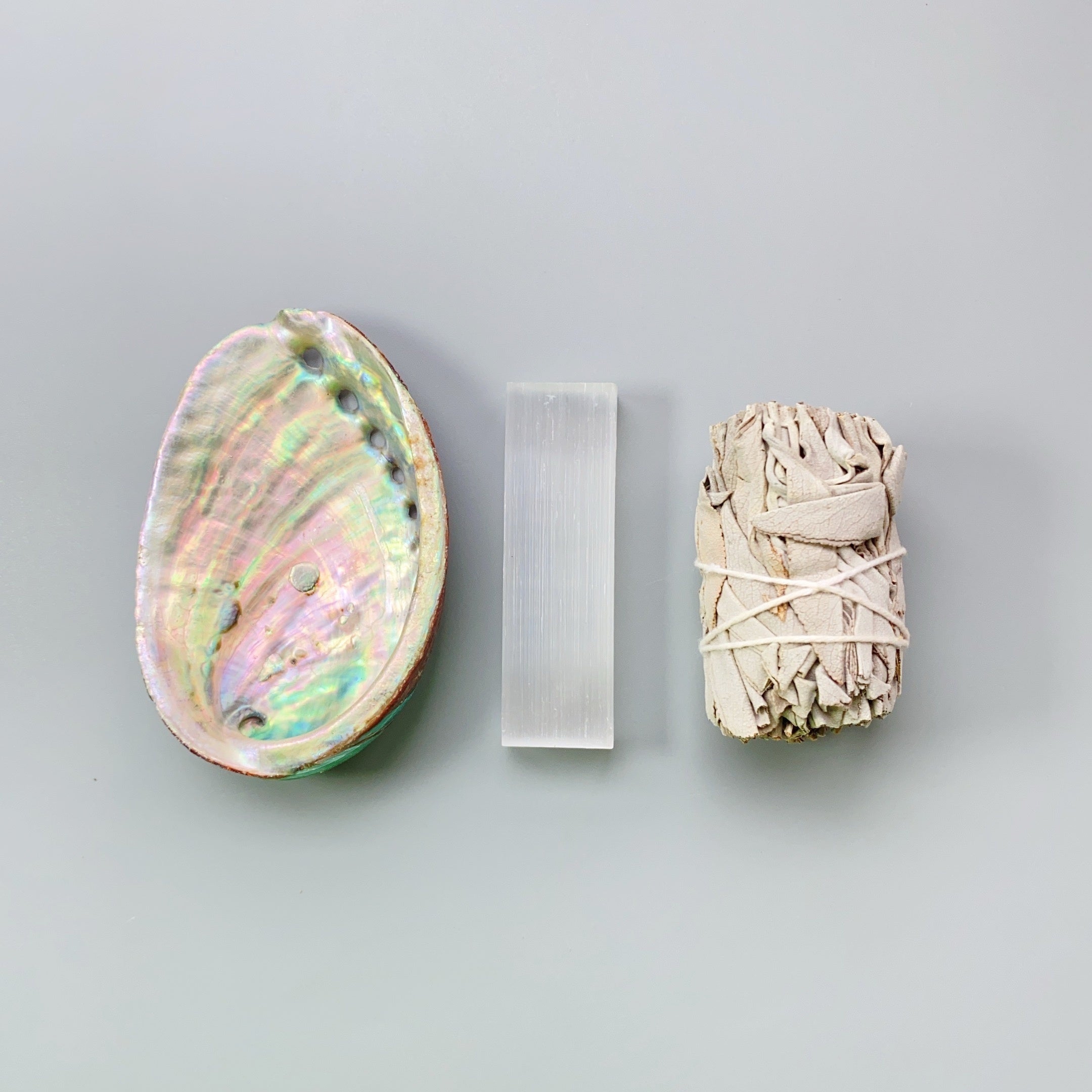 Selenite Crystal & White Sage Smudge Kit with Natural Abalone Shell - Boho Style Energy Cleansing Ritual Set for Home Purifying, Spiritual Healing - Perfect for Christmas, Halloween, Easter, Hanukkah, Thanksgiving - Complete