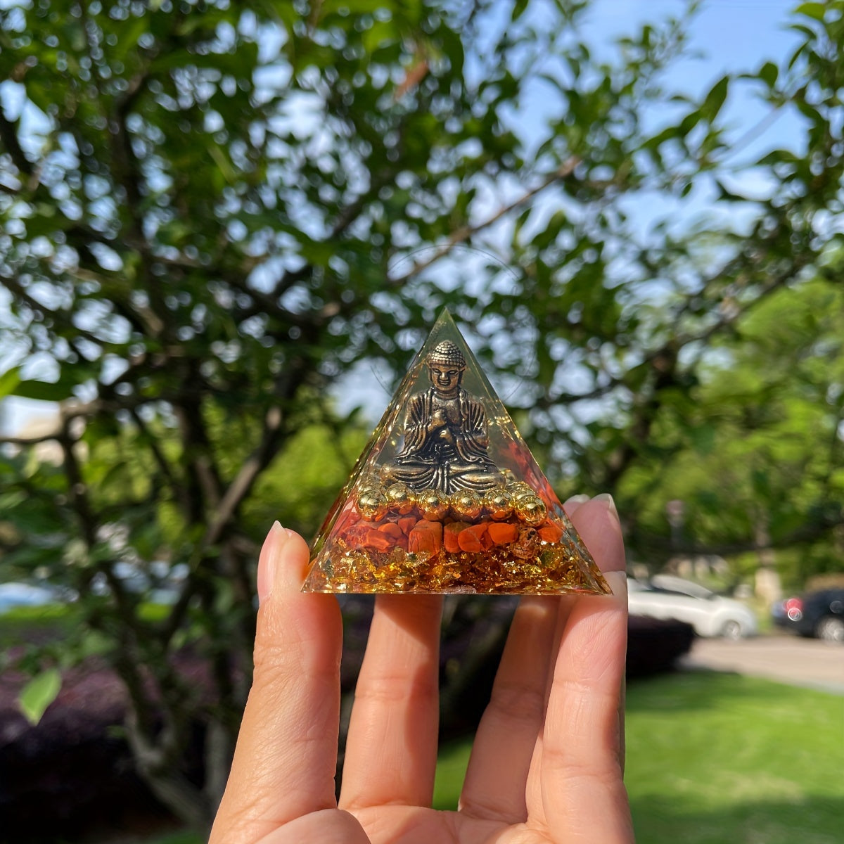 "Serenity Enhancer" 1pc Golden Beaded Buddha Orgone Pyramid With Natural Crystal Chips - Amethyst Energy Generator For Positive Vibes, Home & Yoga Decor