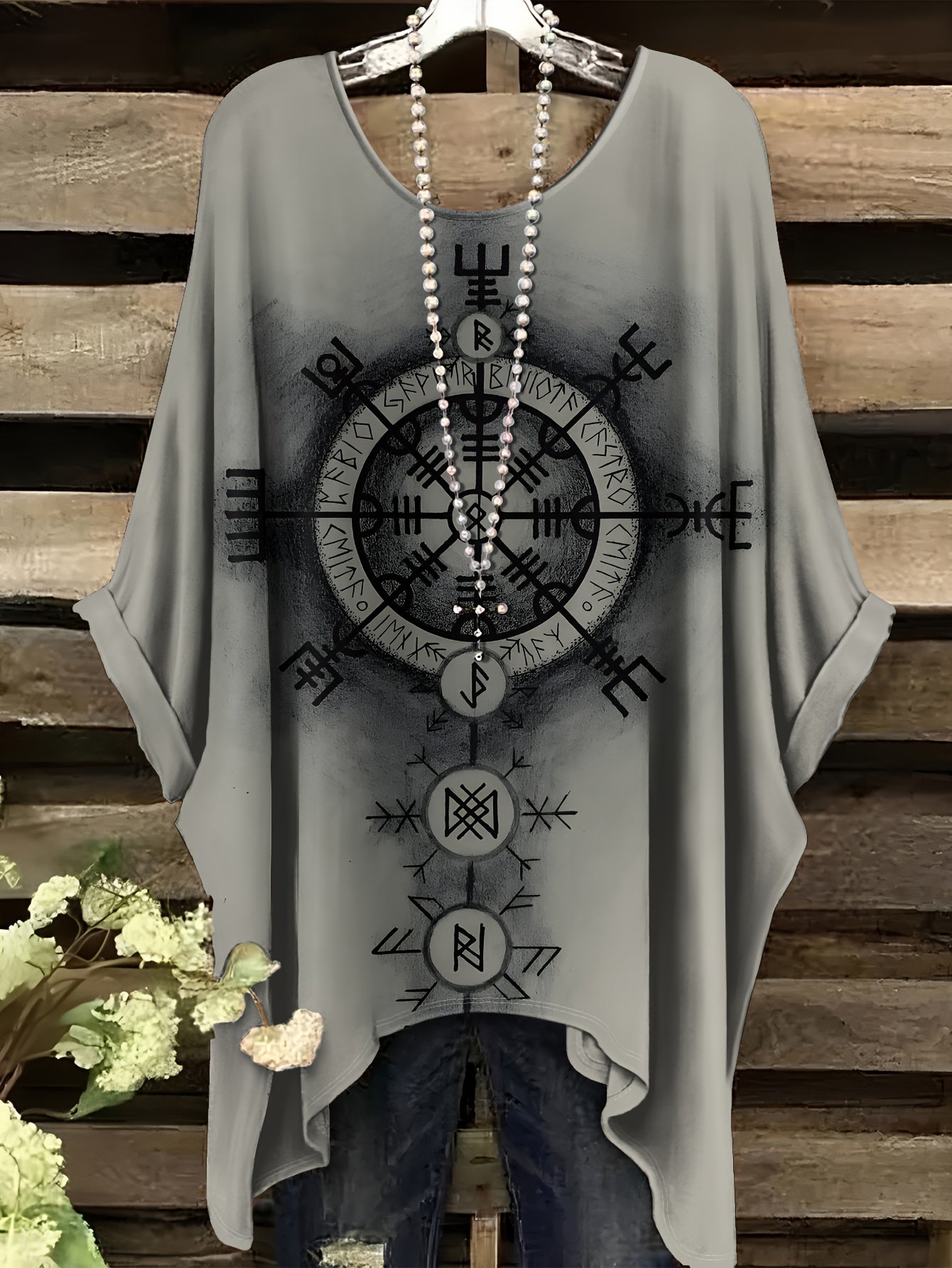 [Plus Size Celestial T-Shirt] Women's Plus Size Celestial Star & Rune Design All-Over Print T-Shirt | Relaxed Fit Round Neck Short Sleeve | Machine Washable Casual Elegant Top for All Seasons